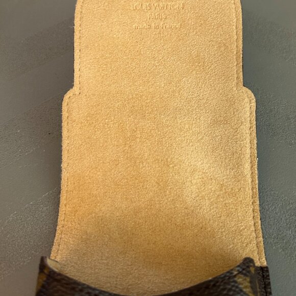Louis Vuitton Monogram Glasses Case - Picture 6 of 8